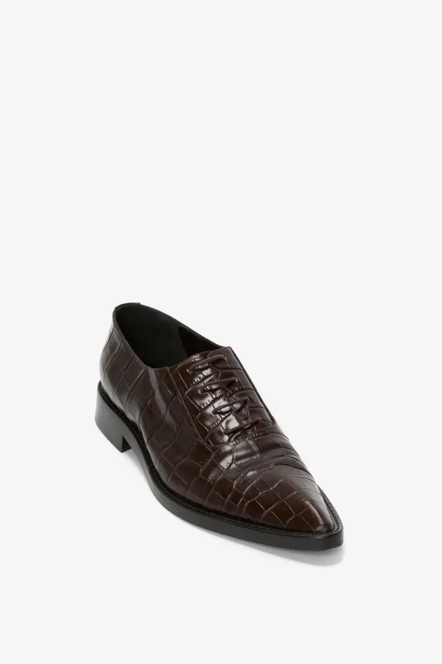 Shoes Women Victoria Beckham Pointy Toe Flat Lace Up In Chocolate CrocEffect Leather Shoes Women Victoria Beckham Pointy Toe Flat Lace Up In Chocolate CrocEffect Leather