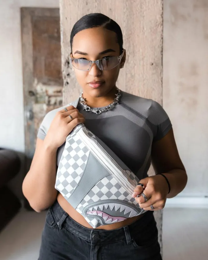 SPRAYGROUND AIR TO THE THRONE JETSET SAVVY CROSSBODY Bags
