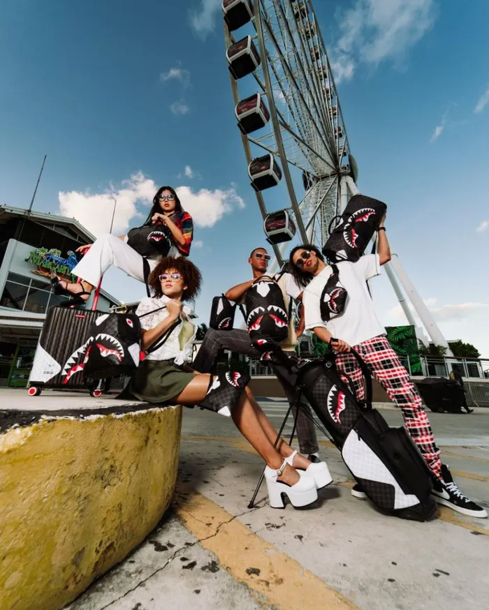 SPRAYGROUND TRIPLE DECKER HEIR TO THE THRONE PRO GOLF BAG Bags