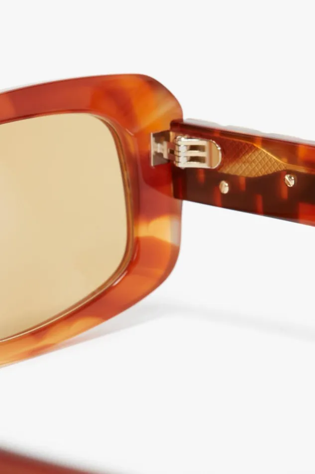 Sunglasses Women Victoria Beckham Chain Detail Rectangular Frame Sunglasses In Striped Blonde Havana