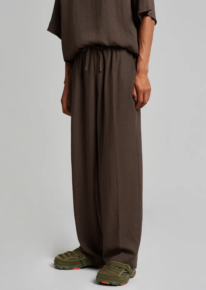 The Frankie Shop Bottoms Brax Pants 8211 Brown 8211 Men