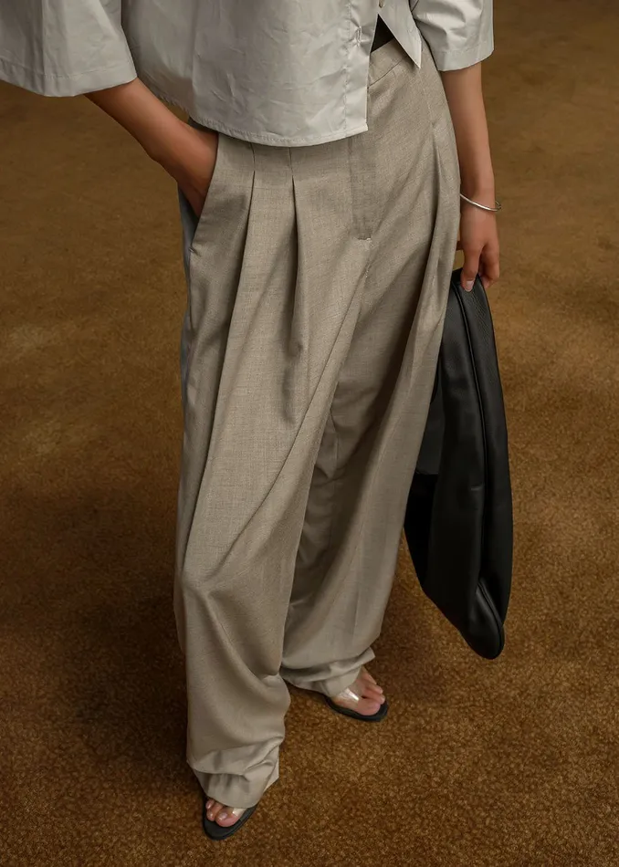 The Frankie Shop Bottoms Gelso Pleated Trousers 8211 Light Taupe Melange 8211 Women