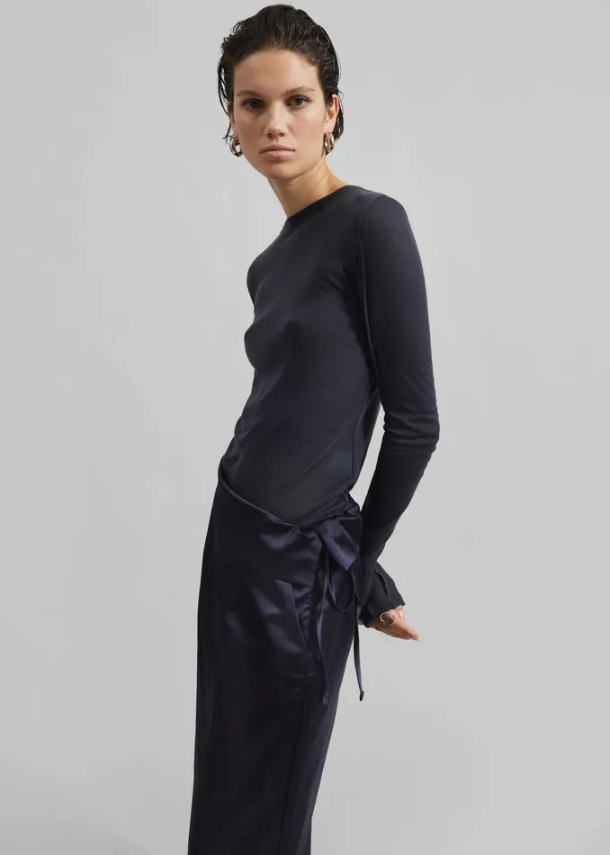The Frankie Shop Bottoms Rhone Skirt 8211 Navy 8211 Women