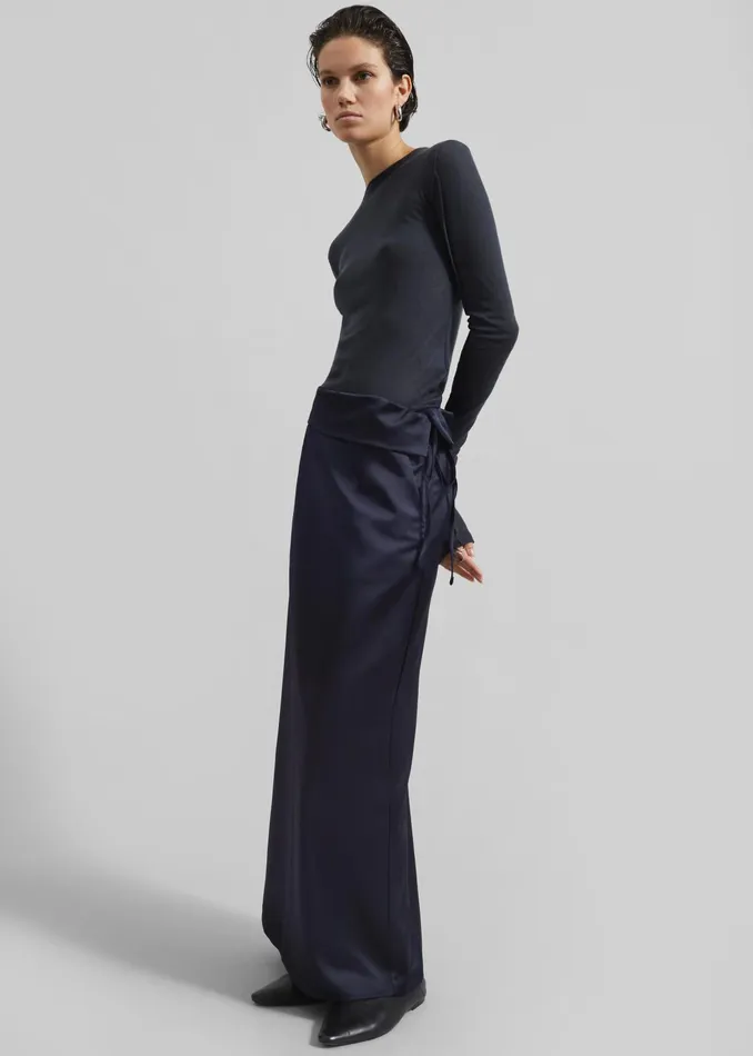 The Frankie Shop Bottoms Rhone Skirt 8211 Navy 8211 Women
