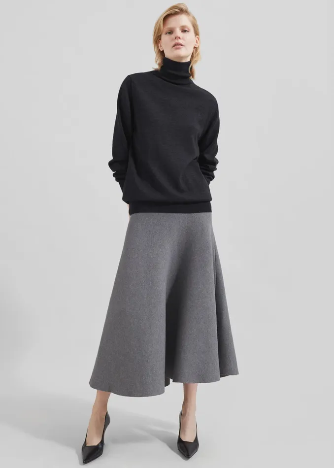 The Frankie Shop Knitwear Eve Thin Turtleneck Sweater 8211 Dark Grey Melange 8211 Women