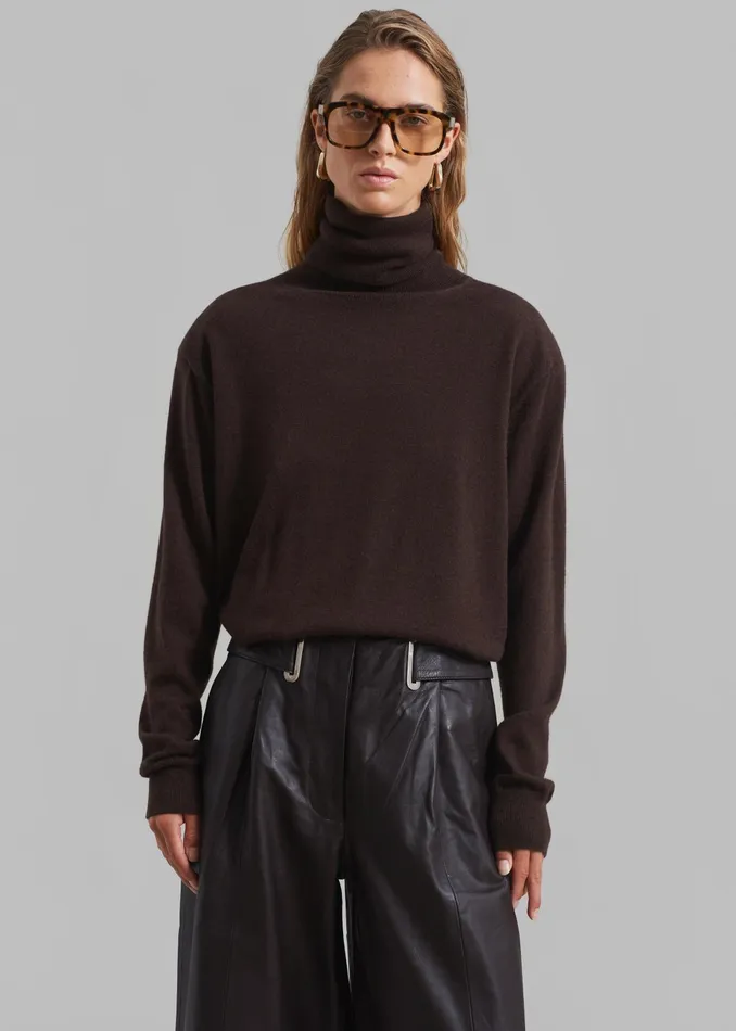 The Frankie Shop Knitwear Ines Thin Padded Turtleneck 8211 Brown 8211 Women