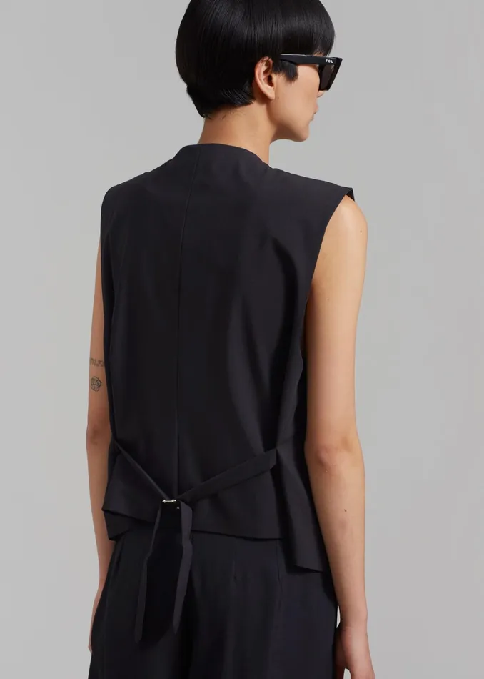 The Frankie Shop Outerwear Ashton Cross Vest 8211 Black 8211 Women