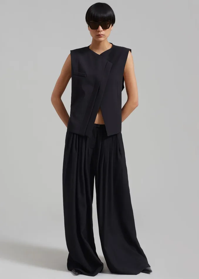 The Frankie Shop Outerwear Ashton Cross Vest 8211 Black 8211 Women