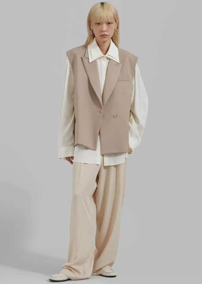The Frankie Shop Outerwear Kace Boxy Vest 8211 Beige 8211 Women