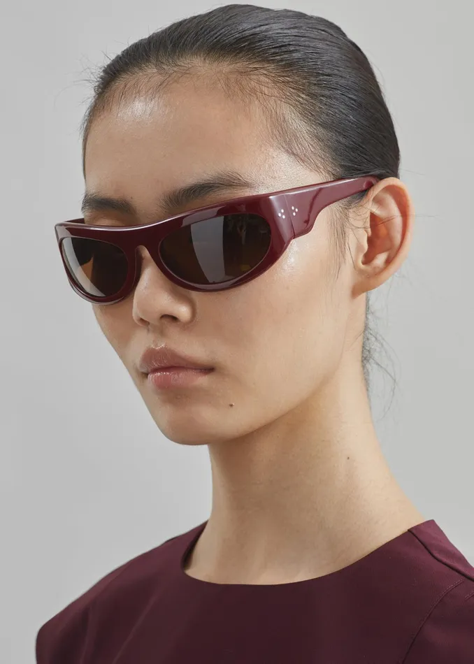 The Frankie Shop Port Tanger Safaa Sunglasses 8211 Burgundy AcetateTobacco Lens 8211 MenWomen