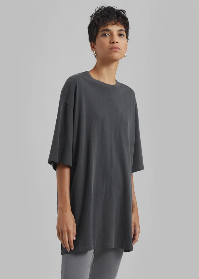 The Frankie Shop Tops Avak Oversized Tee 8211 Charcoal 8211 Women