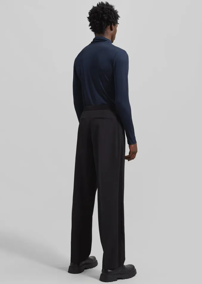 The Frankie Shop Tops Louis Gabriel Nouchi Crossed Top 8211 Night Blue 8211 Men