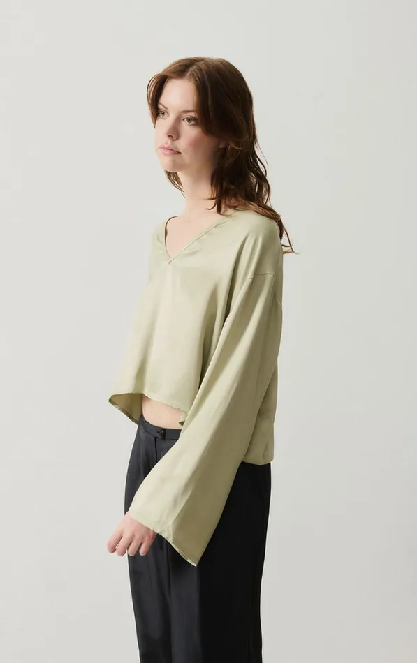Top Unyl Cliff Women American Vintage Tops and Tanktops Top Unyl Cliff Women American Vintage Tops and Tanktops