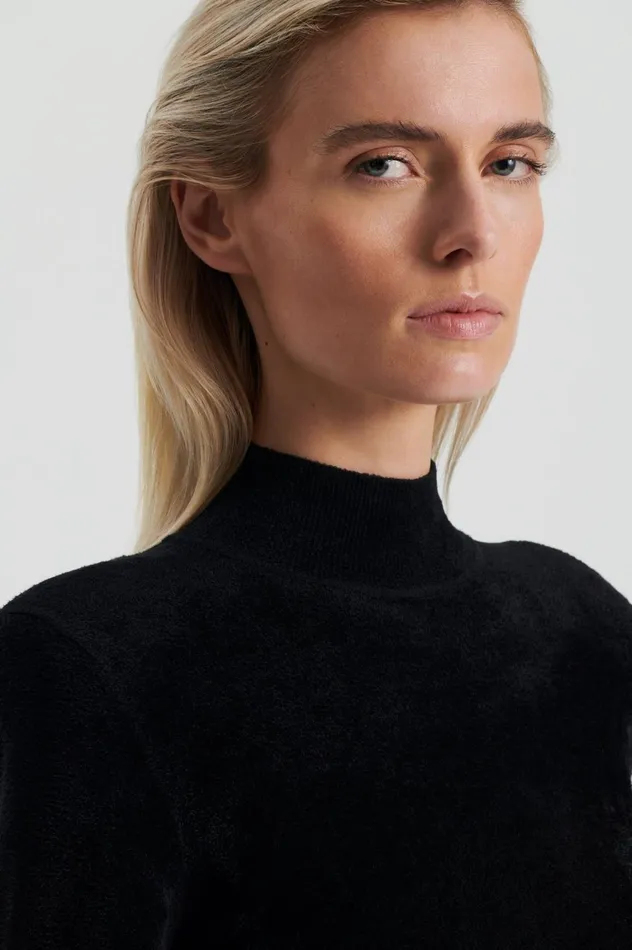 Tops Women Scanlan Theodore VELVET SHOULDER PAD SWEATER Black Tops Women Scanlan Theodore VELVET SHOULDER PAD SWEATER Black