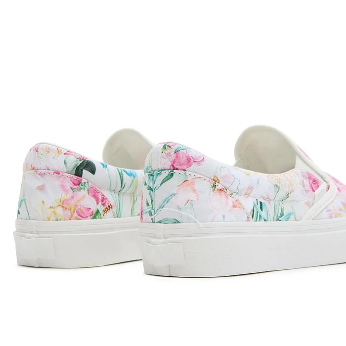 Vans Classics Women Classic SlipOn Shoes Multicolour