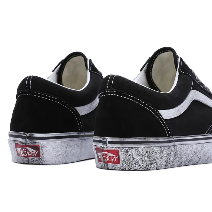 Vans Classics Women Stressed Old Skool Shoes Black