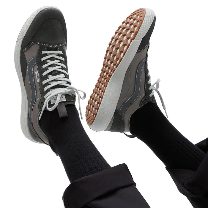 Vans Ultrarange Shoes Women UltraRange EXO SE Shoes Grey