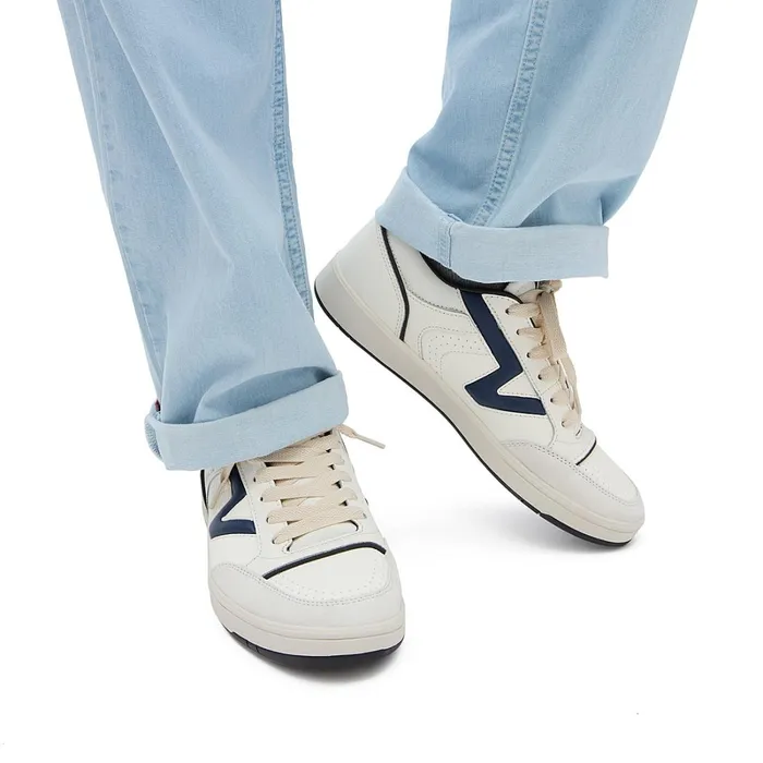 Vans View All Men Lowland ComfyCush JMP Vintage Leather Shoes White