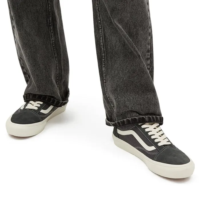 Vans View All Men Quilted Skate Old Skool Shoes Grey