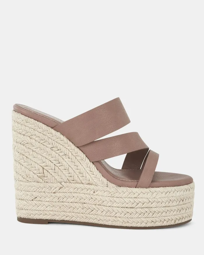 Wedges WEDNESDAY ALMOND 8211 NOVO Shoes Women