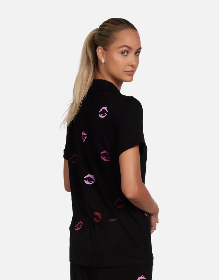 Women039s Waverly Mini Watercolor Lips Black Lauren Moshi Short Sleeve