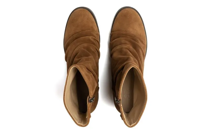 Women ABEO Footwear Boots Traverse Scrunch Light Tan Women ABEO Footwear Boots Traverse Scrunch Light Tan