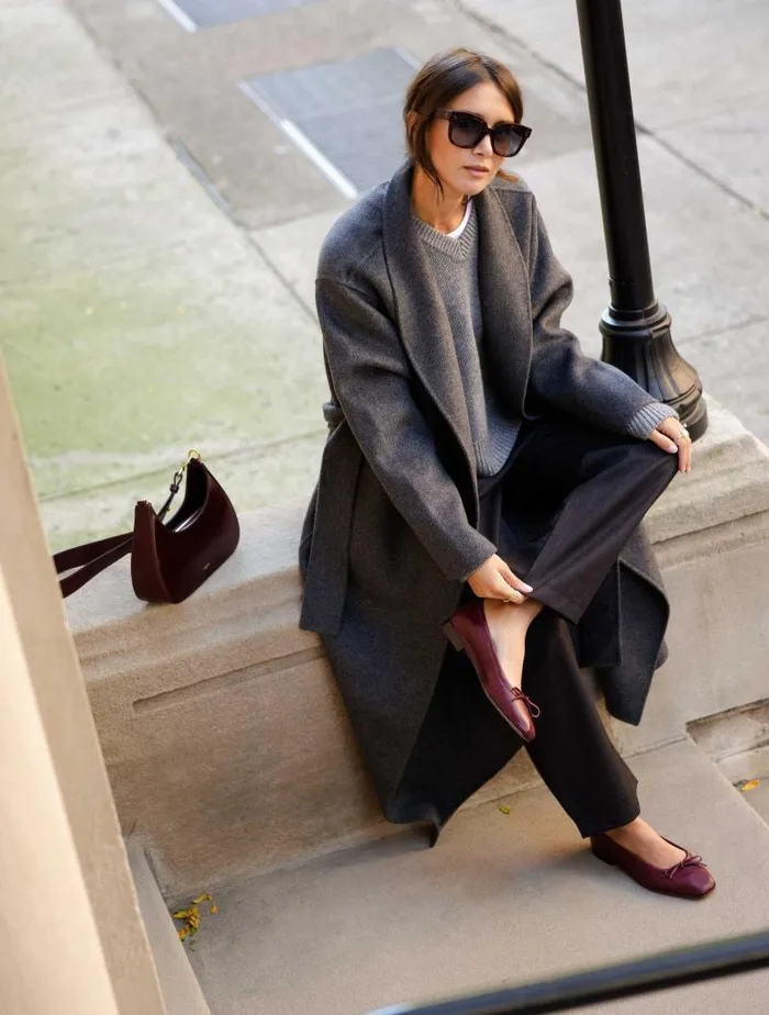 Women Ballet Flats Bobbies Charlotte Garnet