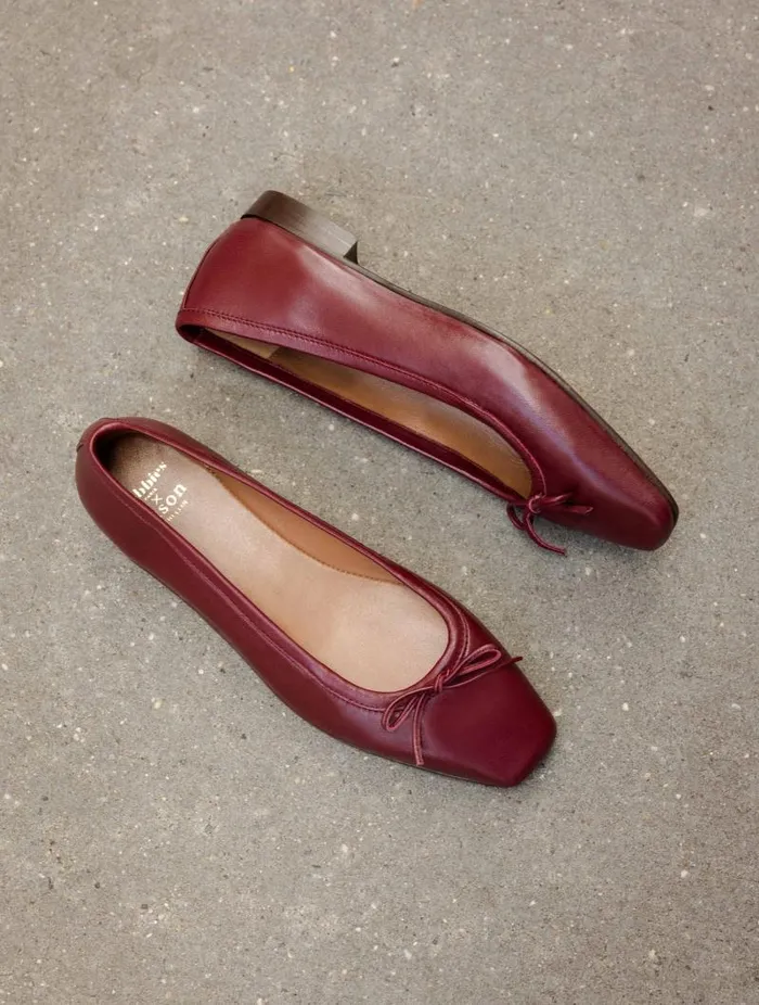 Women Ballet Flats Bobbies Charlotte Garnet