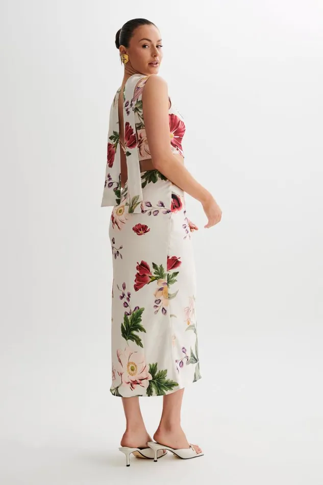 Women Meshki Tops Carla Satin Sleeveless Top With Scarf 8211 Bella Rosa Print