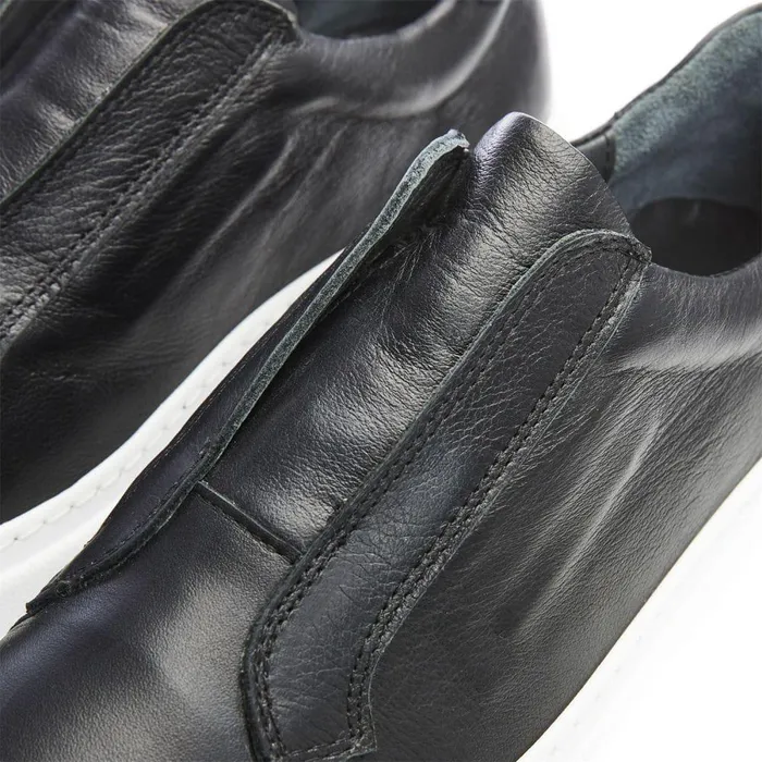 Women Moda In Pelle SlipOn Trainers Bsoleful B Axell Black Leather