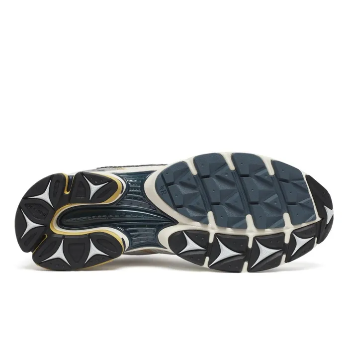 Women Progrid Triumph 4 Fabricated Future Greysilver Saucony Lifestyle