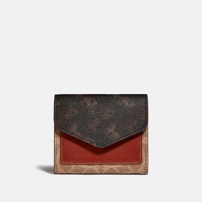 Women Small Wallets Coach Wyn Small Wallet With Horse And Carriage Print Brasstan Brown Rust Women Small Wallets Coach Wyn Small Wallet With Horse And Carriage Print Brasstan Brown Rust