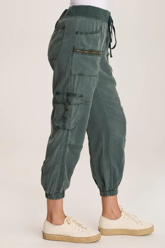 XCVI Hansa Twill Cargo Jogger Pant Women Pants