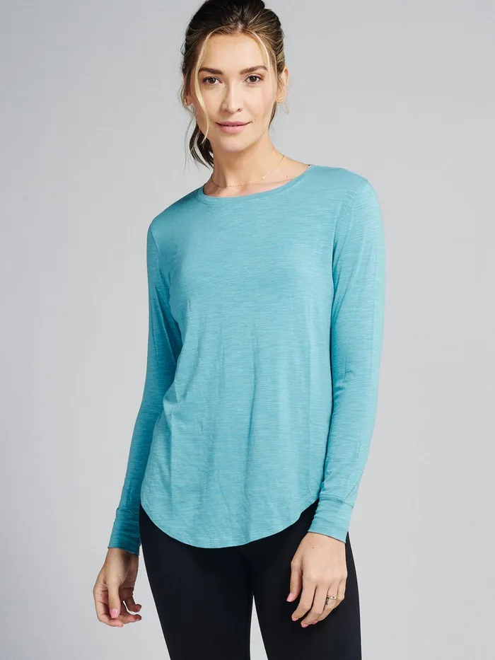 Yoga Studio Women Tasc Performance Longline Long Sleeve Shirts